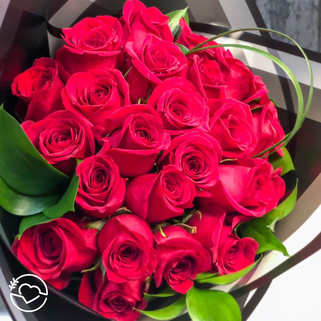 Bouquet de 24 rosas rojas