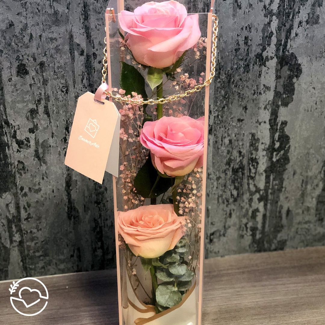 Caja vertical con rosas
